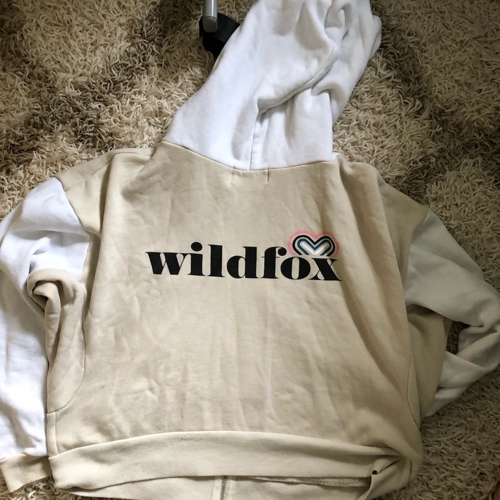 WILDFOX full zip hoodie sweatshirt